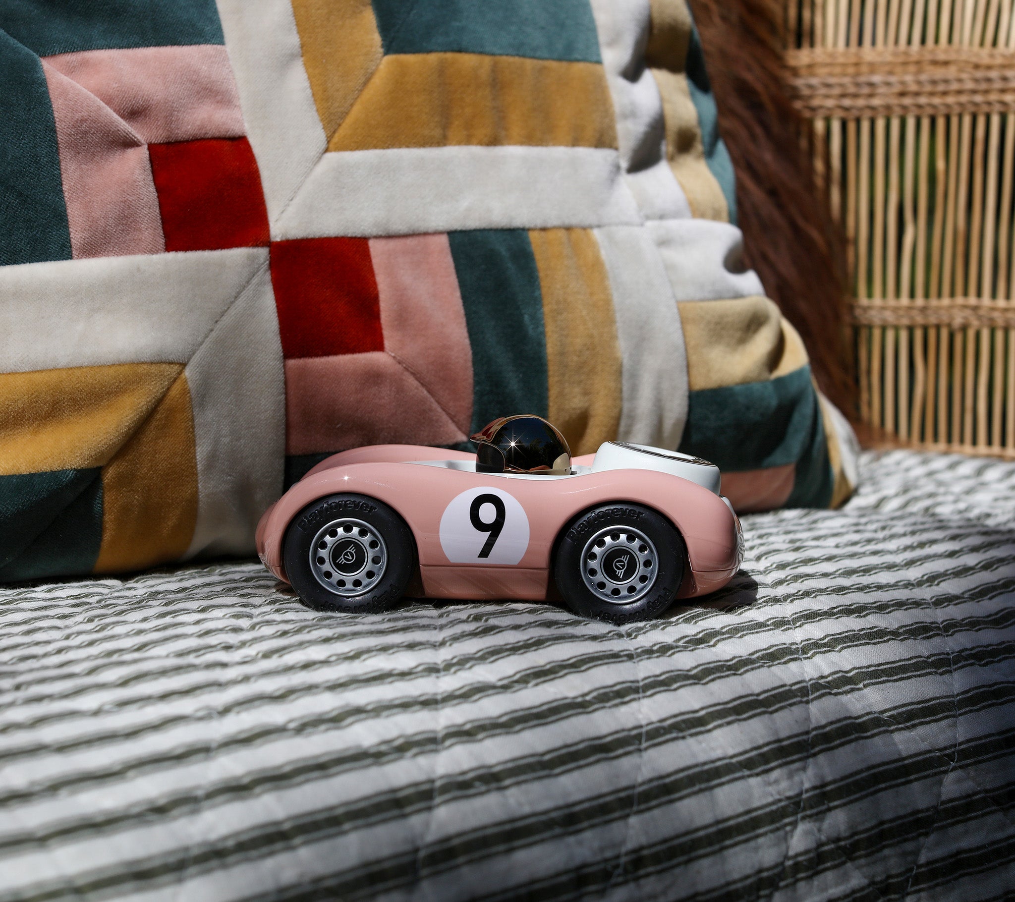 Playforever VV105 Viglietta Dottie - Pink and White Car