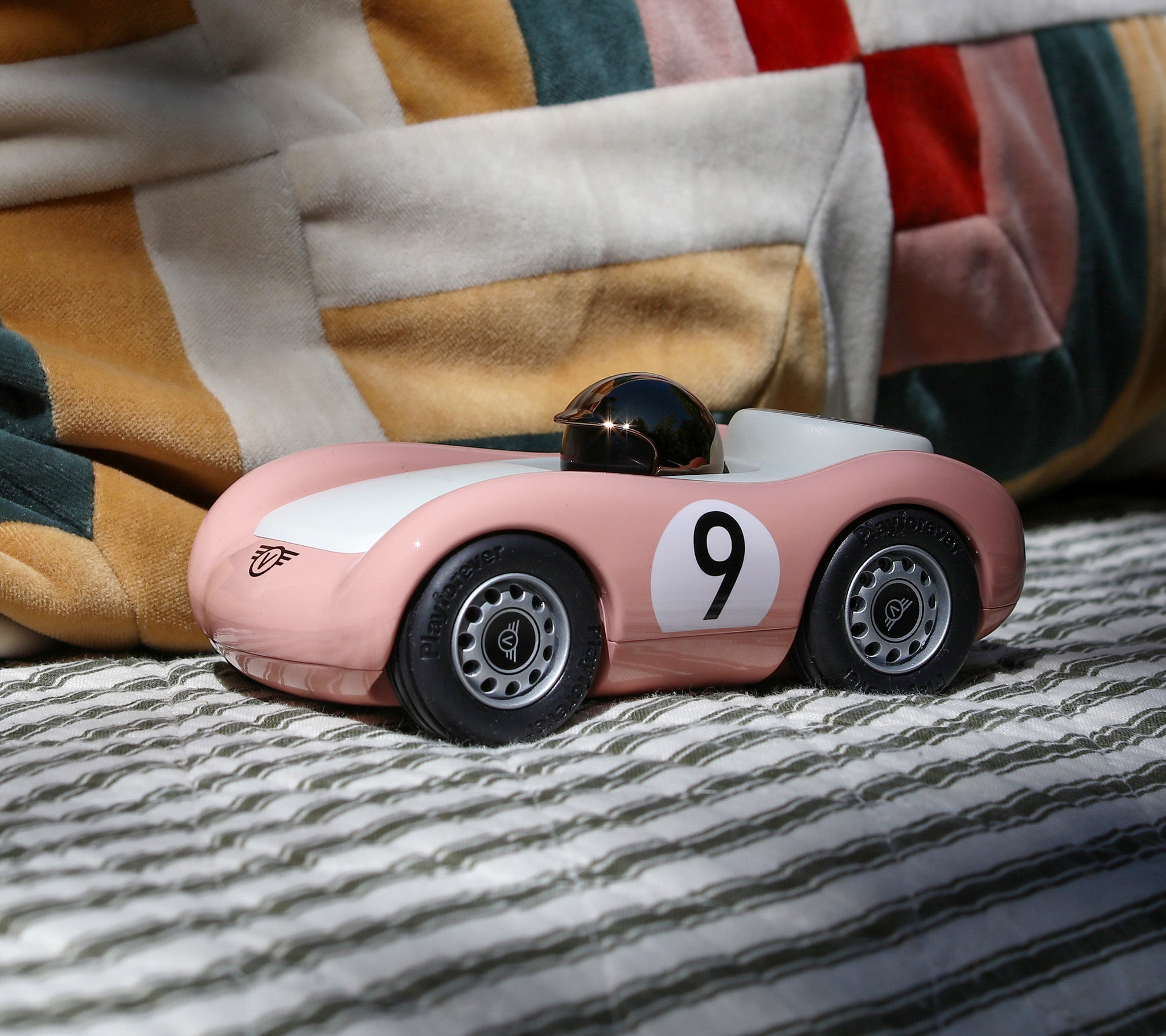 Playforever VV105 Viglietta Dottie - Pink and White Car